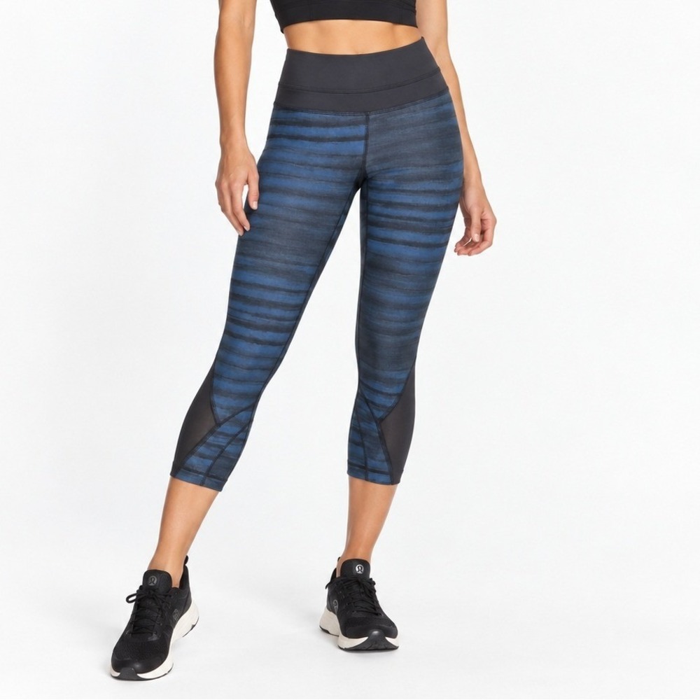 Lululemon Speed Crop Blue Black Striped Mesh Panel Leggings Size 4